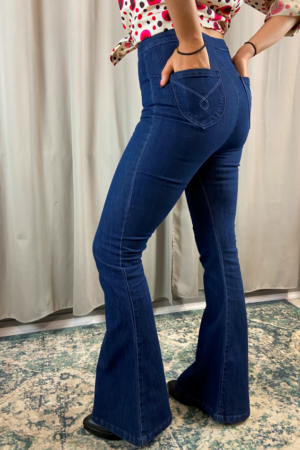 LEGS ELEVEN FLARE TROUSER