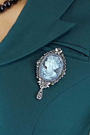 CAMEO BROOCH