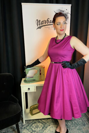 HEPBURN DRESS BOYSENBERRY (POURPRE)